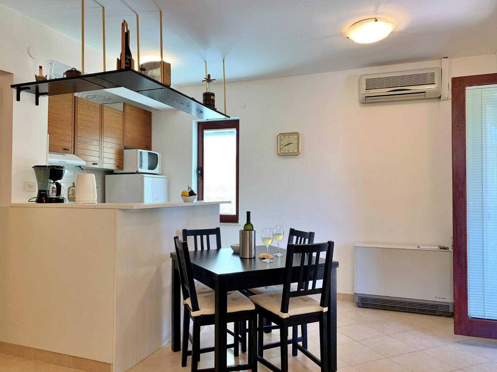 Apartments Viola ชิโล ภายนอก รูปภาพ